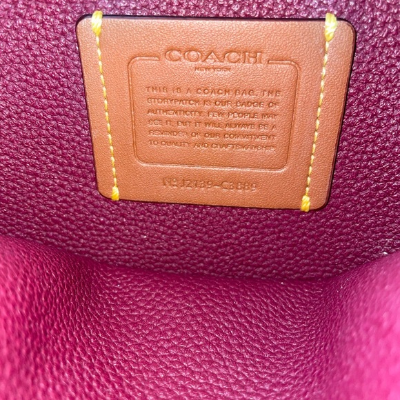 Coach Tan,Brown Tyler Carryall 28 Women's Crossbody - Picture 12 of 14